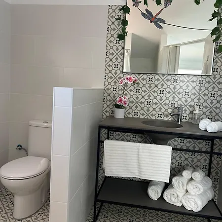 Acogedora Casa Con Terraza En Holiday home Manilva